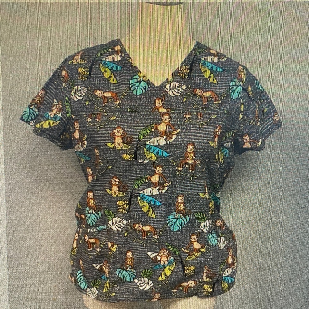 Women’s Gray Monkey Print V-Neck Top